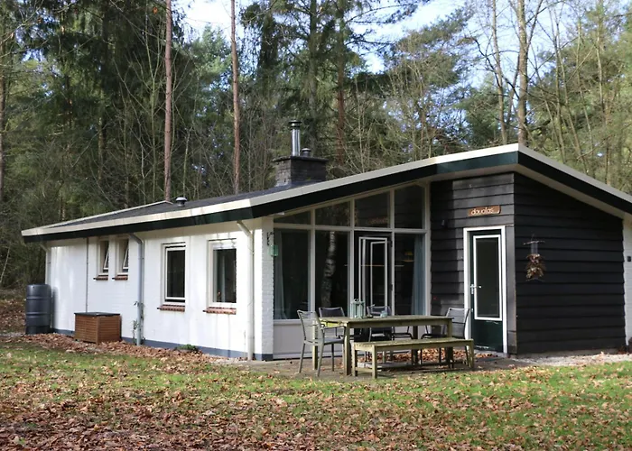 Hotel Landgoed Stakenberg - &