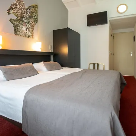 Hotel Veluwe Stakenberg 3*